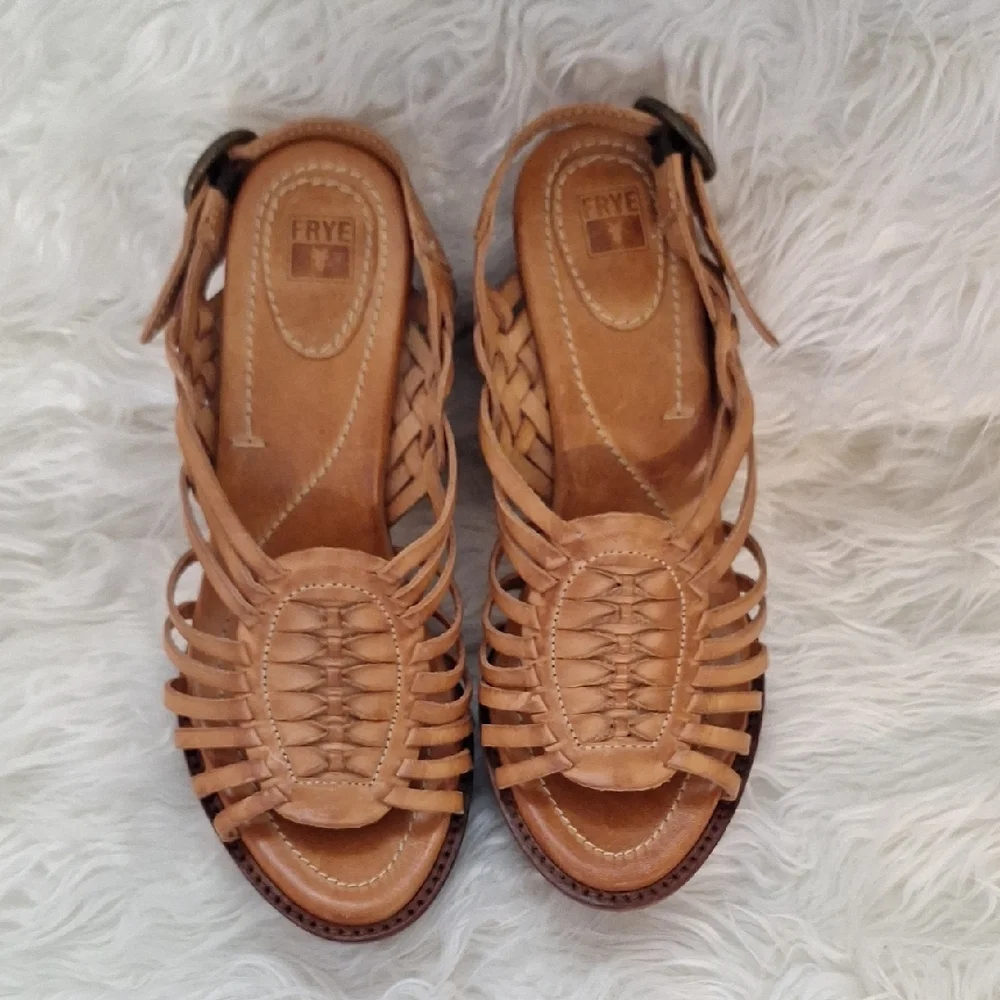 Frye's Joy Haurache Tan Heels with Woven Design and Ankle Strap - Picture 2 of 9